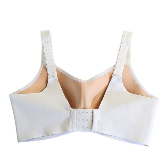 Knix Catalyst Sports Bra, Adjustable, Wireless, White, 6, 32DD, DDD, 34DD - Picture 4 of 7